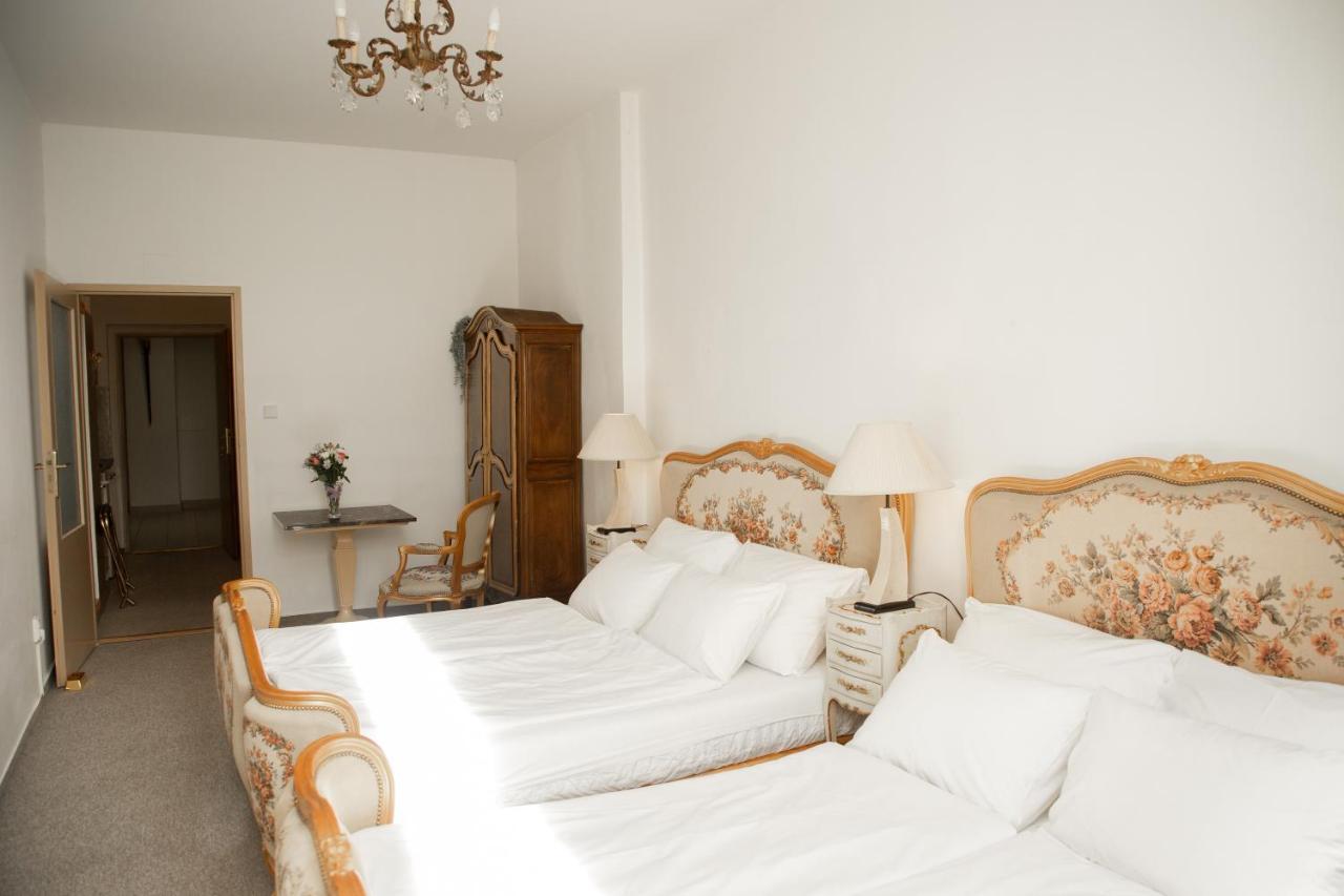 Appartement Bank Invest Apartmens - Old Town à Prague Extérieur photo