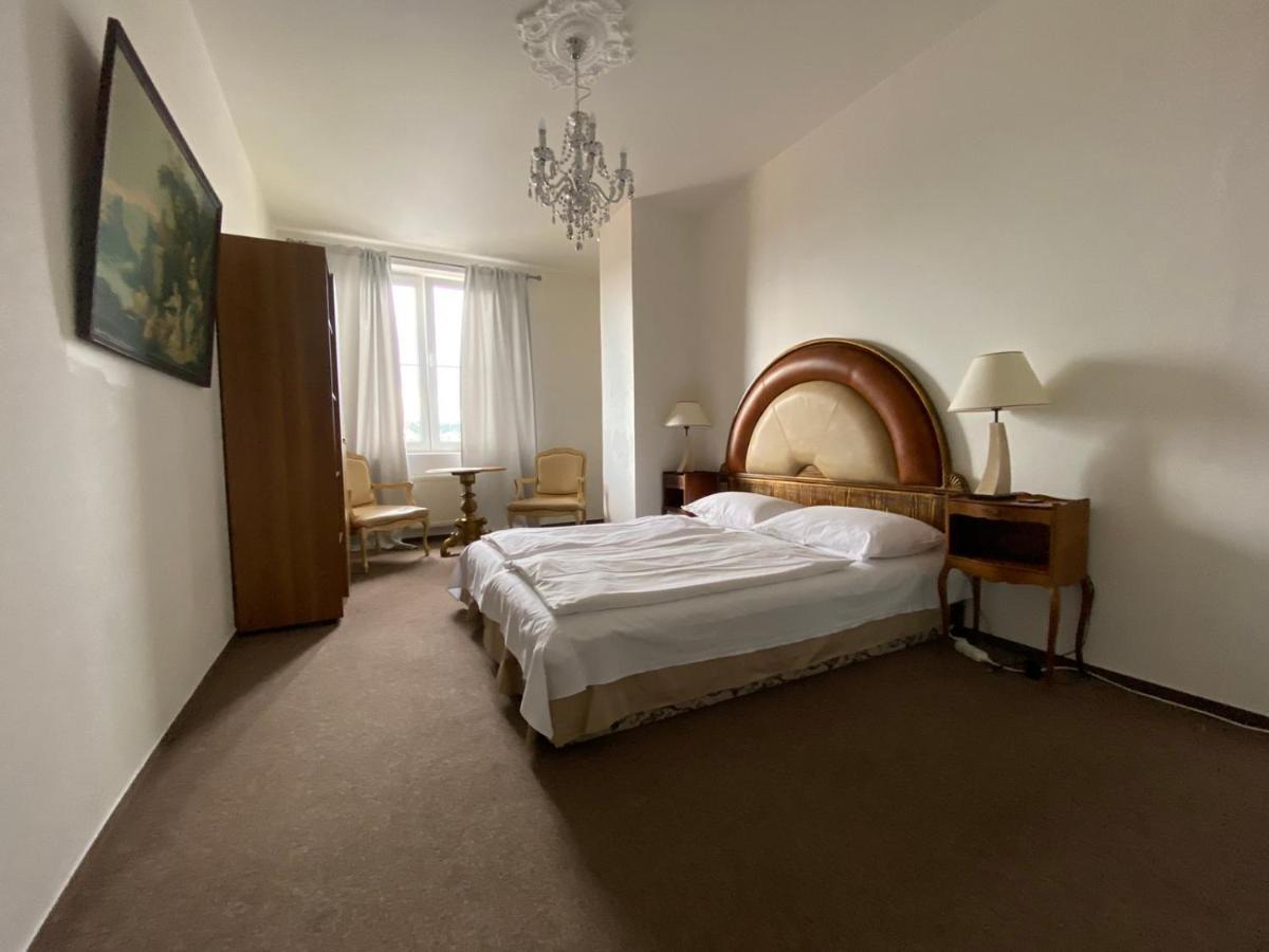 Appartement Bank Invest Apartmens - Old Town à Prague Extérieur photo