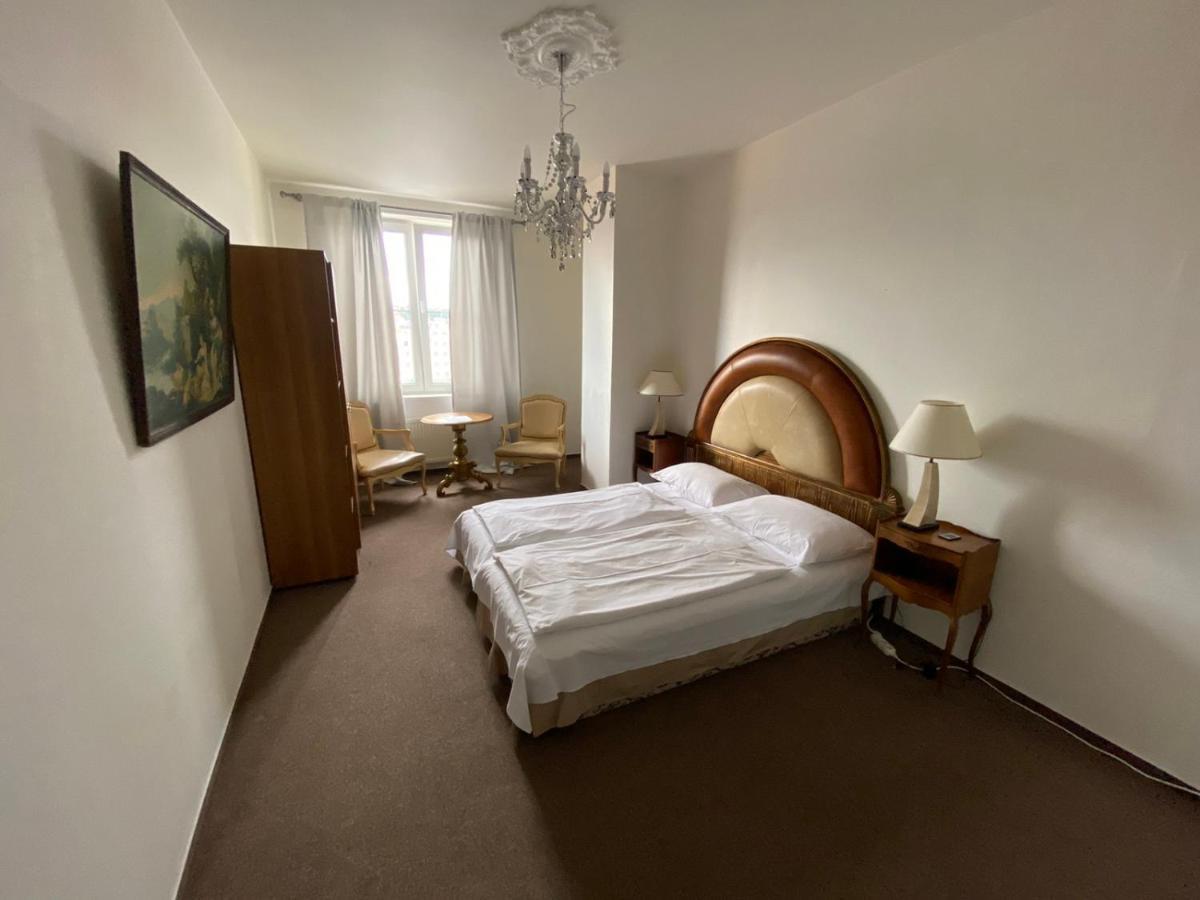Appartement Bank Invest Apartmens - Old Town à Prague Extérieur photo