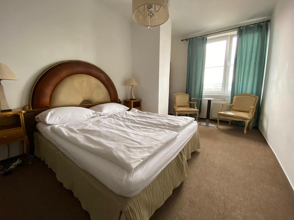 Appartement Bank Invest Apartmens - Old Town à Prague Extérieur photo